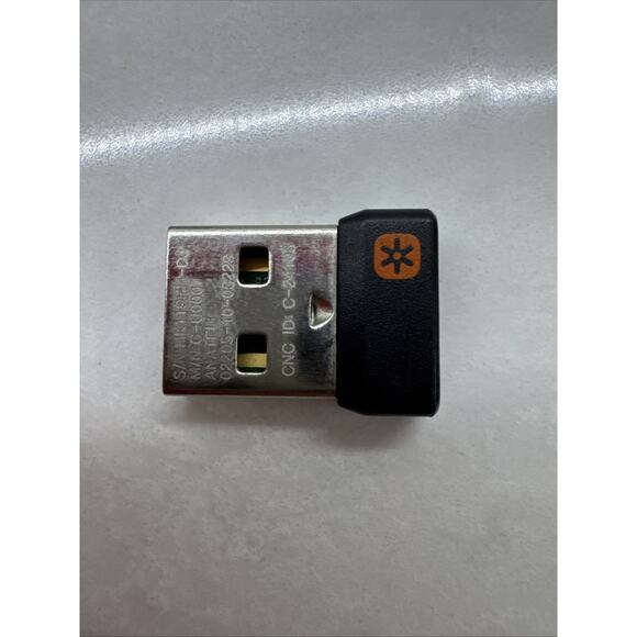 Logitech MK850 Performance Wireless Keyboard and Mouse M720 #UM7890 W/ DONGLE - Picture 8 of 12